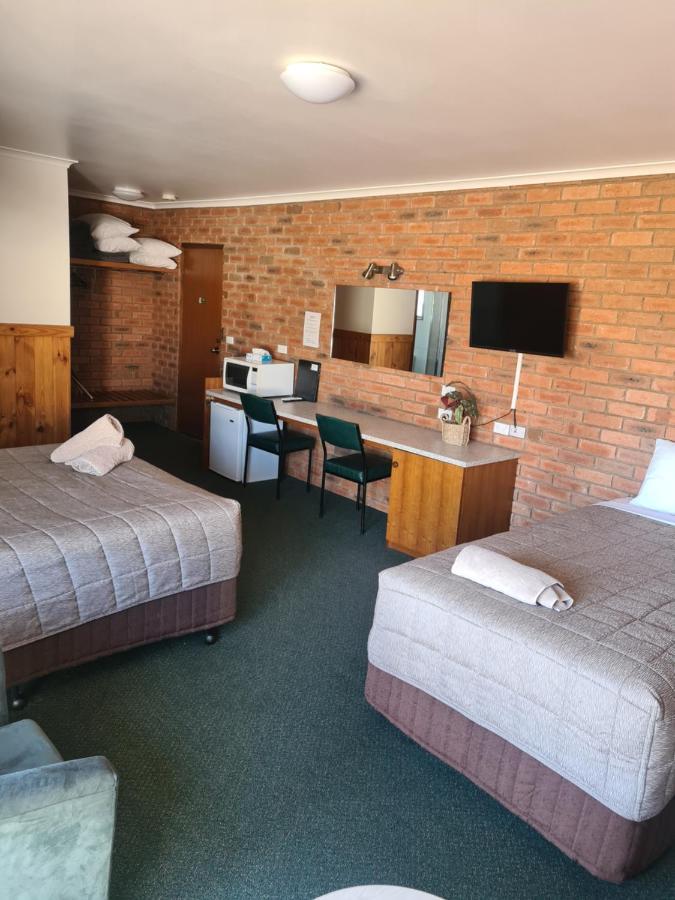 Regency Court Motel Cobram Extérieur photo