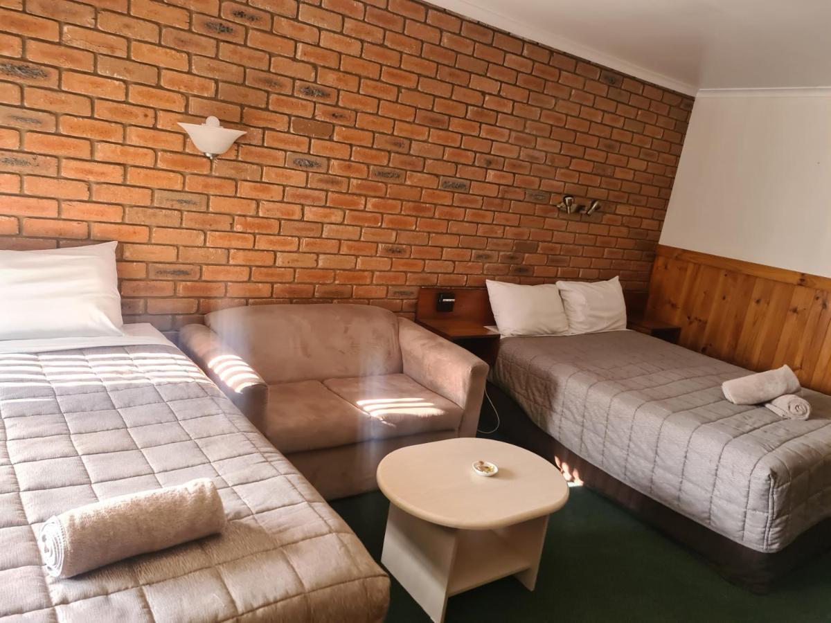 Regency Court Motel Cobram Extérieur photo